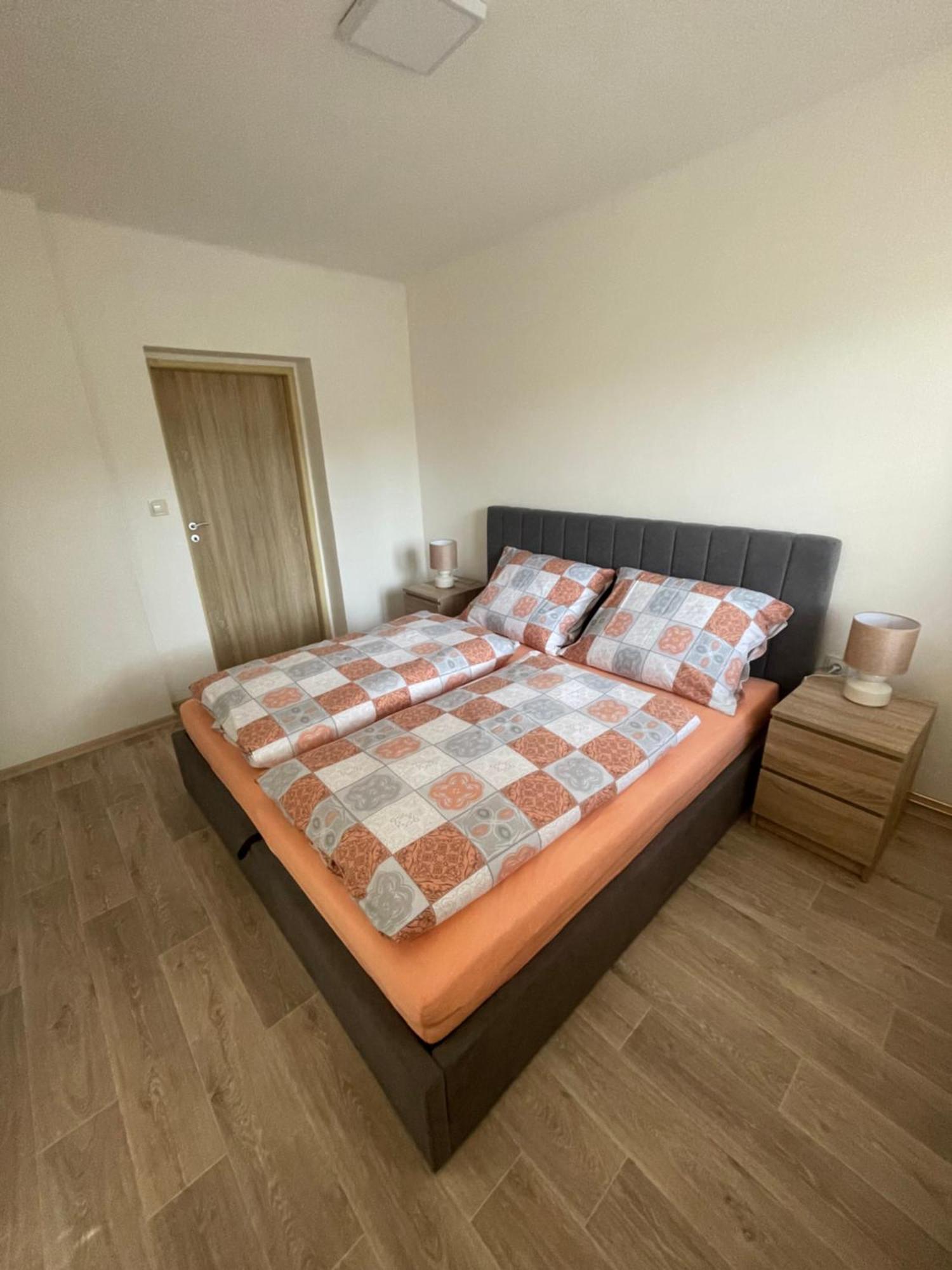 Apartmany Ferie Decin Esterno foto
